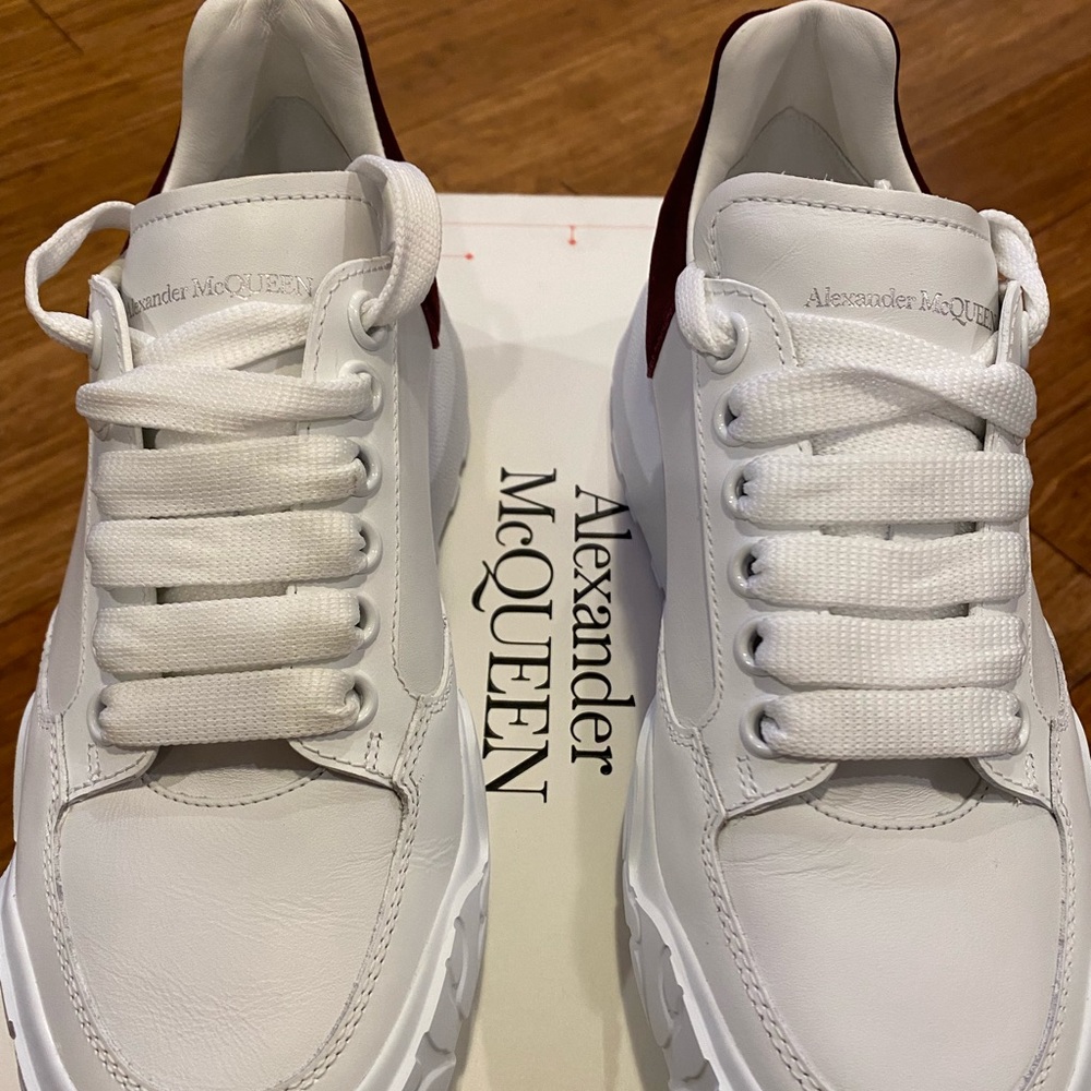 *SOLD* EUC (worn once) Alexander McQueen Sneakers PRICE FIRM - Picture 3 of 9